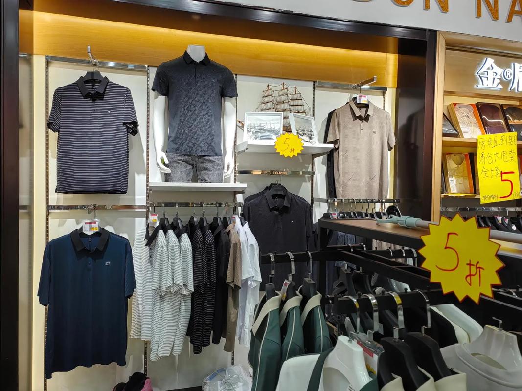 新金山鞋服廣場裝修升級隆重鉅惠，零售即批發，購買即省錢